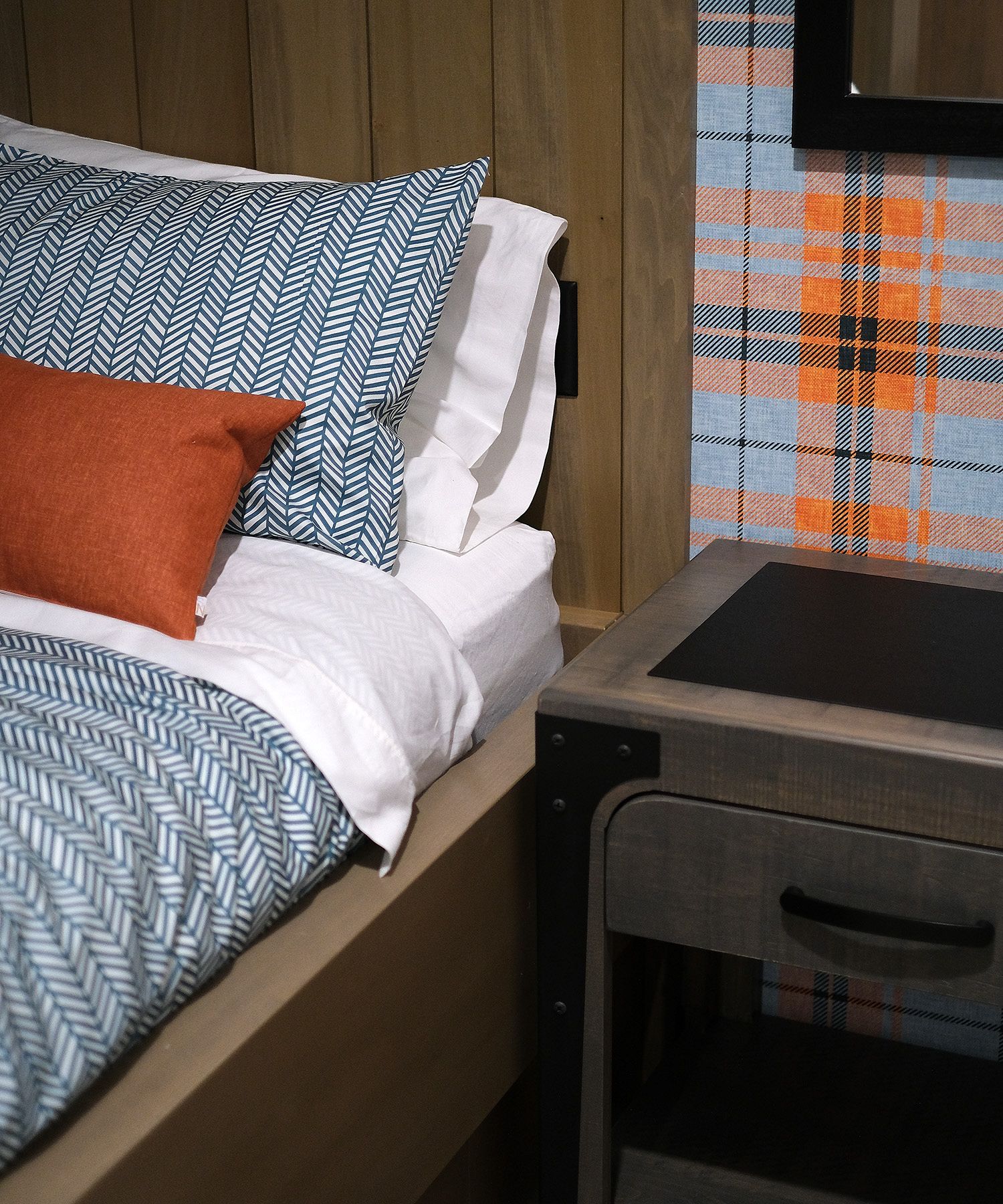 Décor and Furnishings